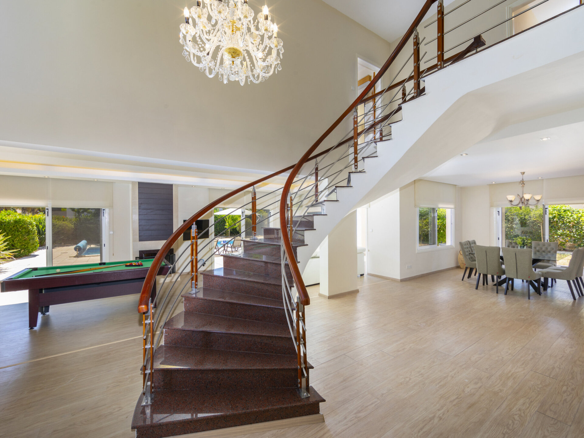 5 Star Villa Pervolia Nirides Seaside Mansion - Grand Family Retreat