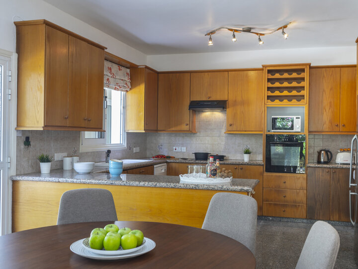 5 Star Villa Pervolia Nirides Seaside Mansion - Grand Family Retreat