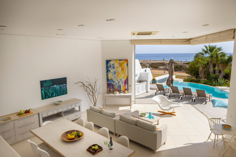 5 Star Villa AleMar Seafront - Designer Coastal Elegance
