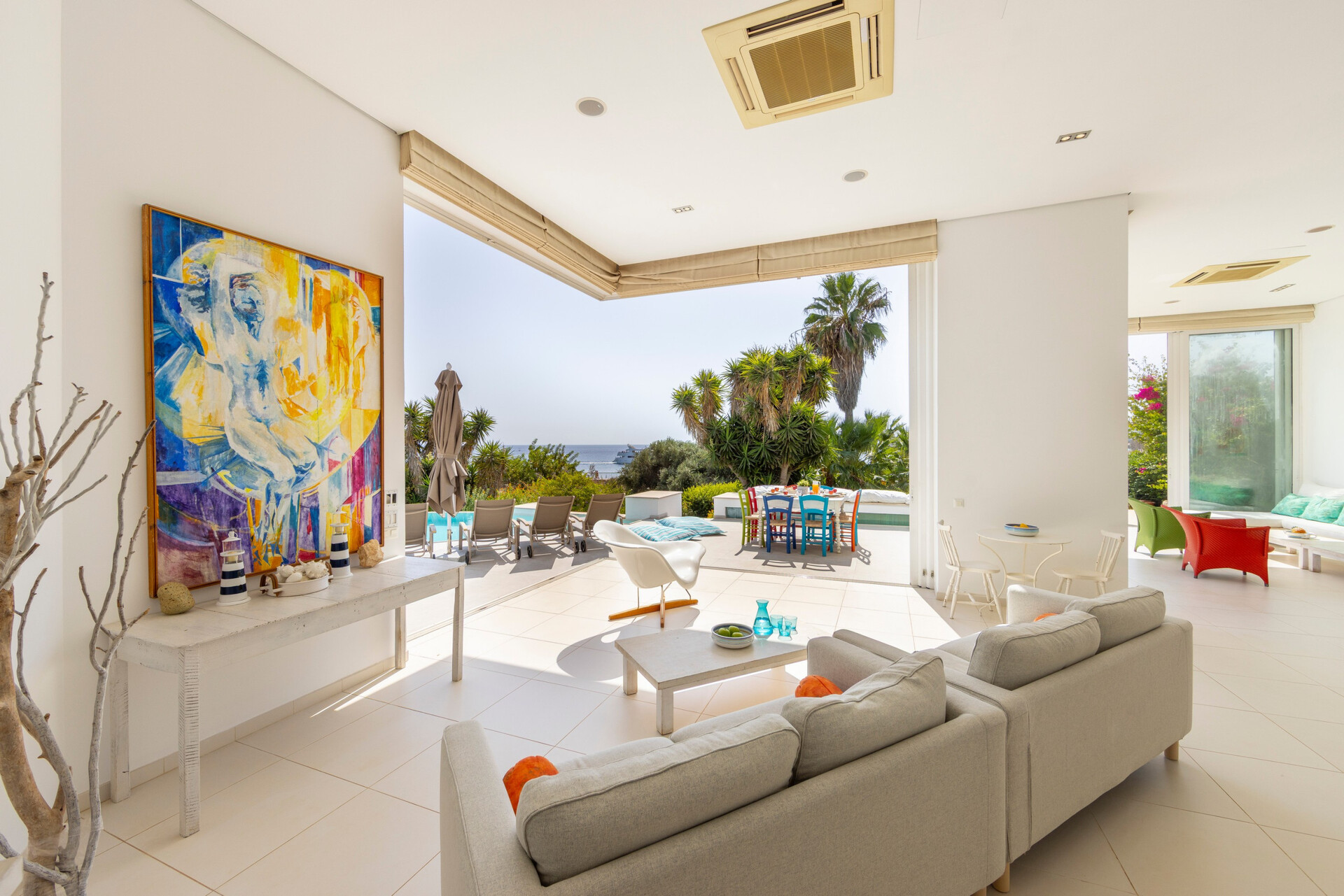5 Star Villa AleMar Seafront - Designer Coastal Elegance