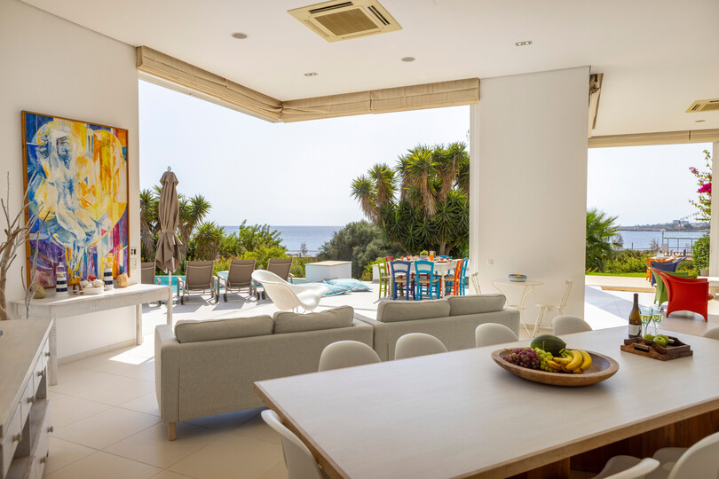 5 Star Villa AleMar Seafront - Designer Coastal Elegance