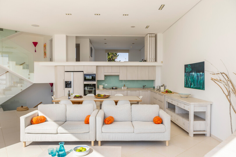 5 Star Villa AleMar Seafront - Designer Coastal Elegance