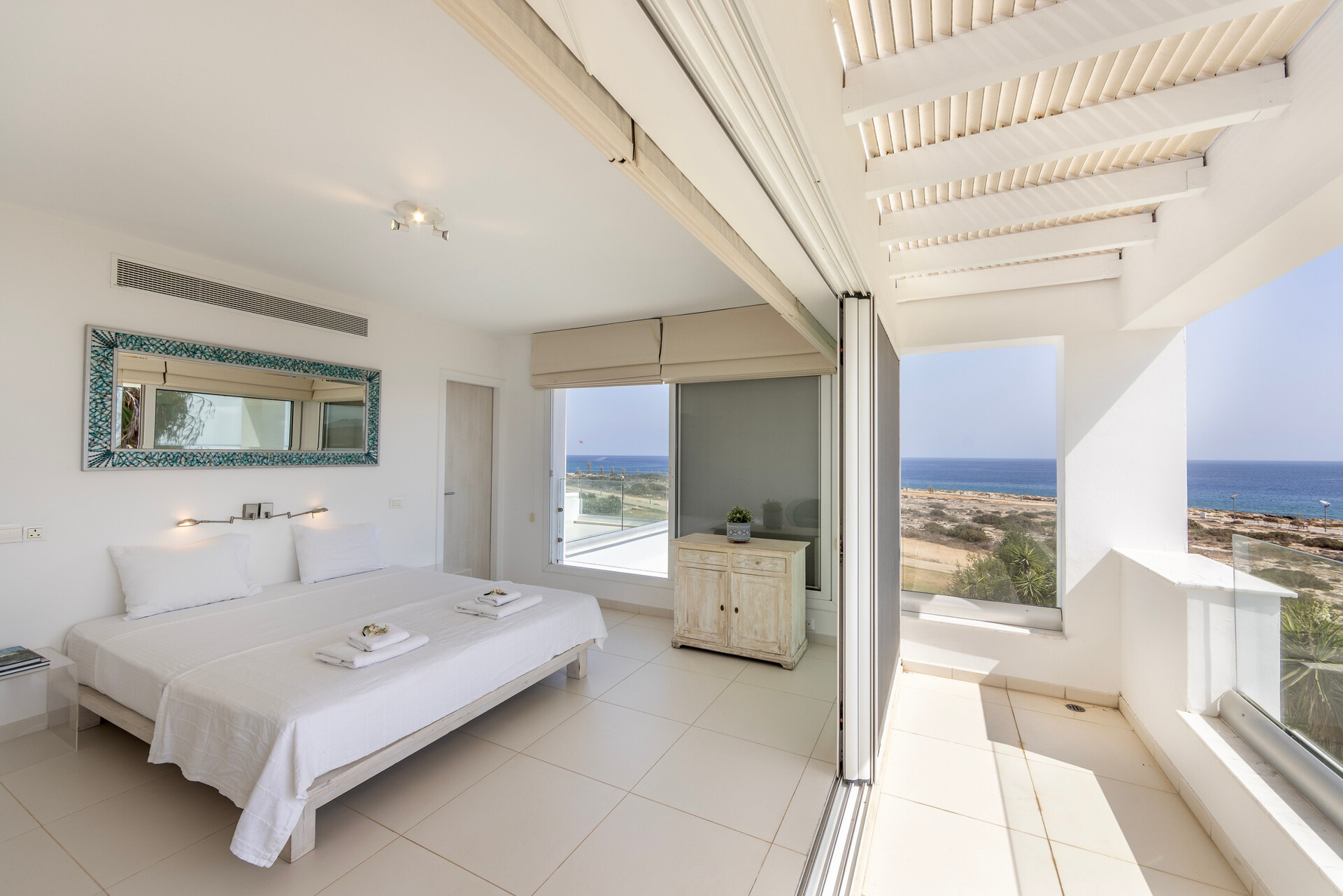 5 Star Villa AleMar Seafront - Designer Coastal Elegance