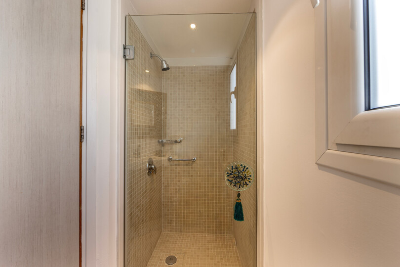 5 Star Villa AleMar Seafront - Designer Coastal Elegance