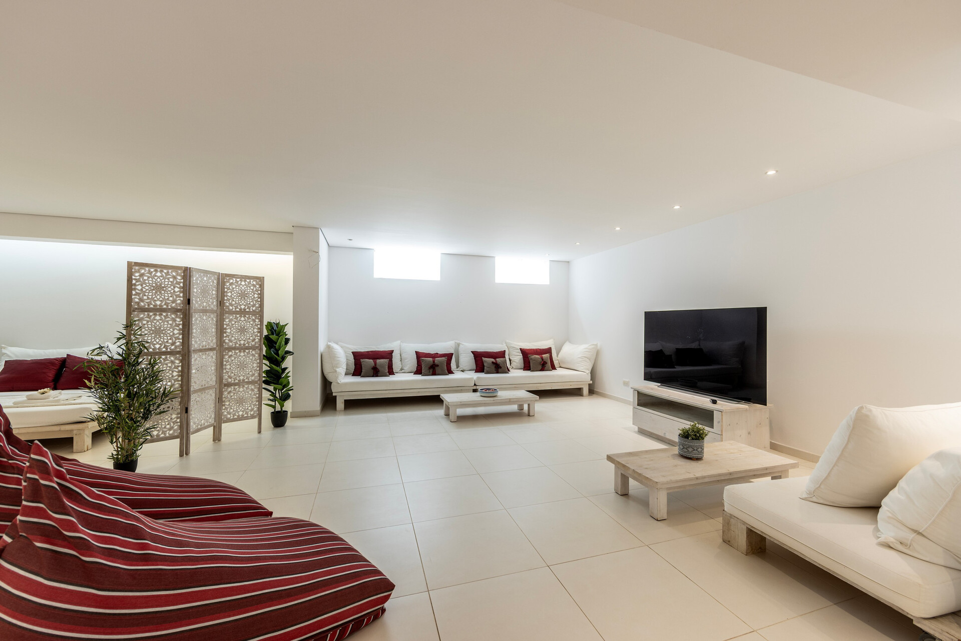 5 Star Villa AleMar Seafront - Designer Coastal Elegance