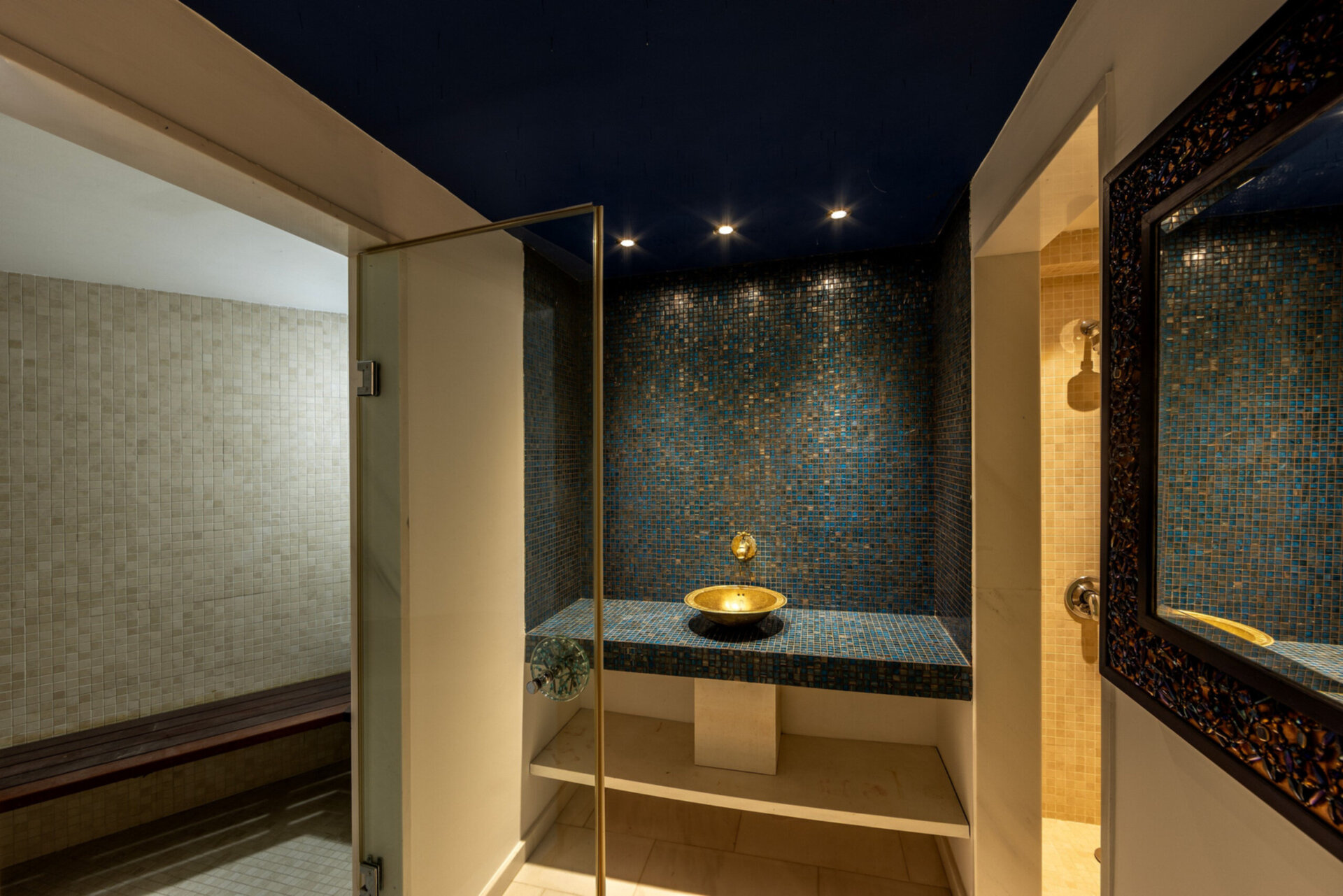 5 Star Villa AleMar Seafront - Designer Coastal Elegance