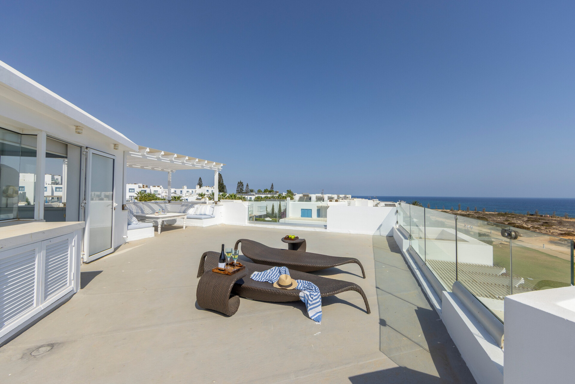 5 Star Villa AleMar Seafront - Designer Coastal Elegance