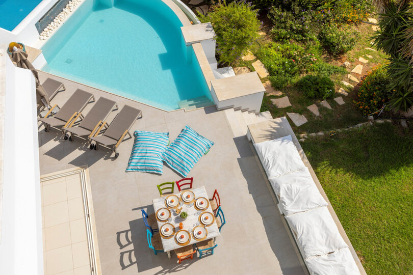 5 Star Villa AleMar Seafront - Designer Coastal Elegance