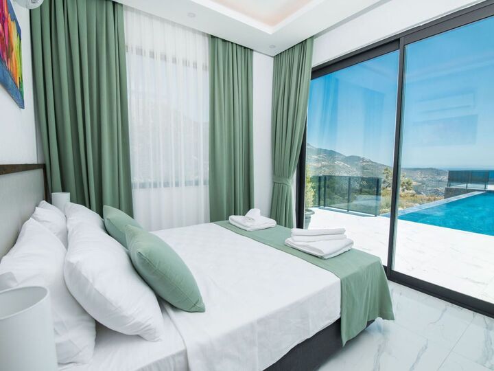 3-Bed House with Private Pool in Kas, Sleeps 6, 1092