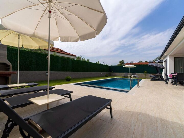 3-Bed House with Private Pool in Fethiye, Sleeps 6, 1014