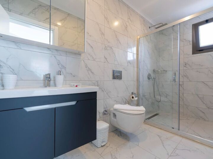 3-Bed House with Private Pool in Fethiye, Sleeps 6, 1014