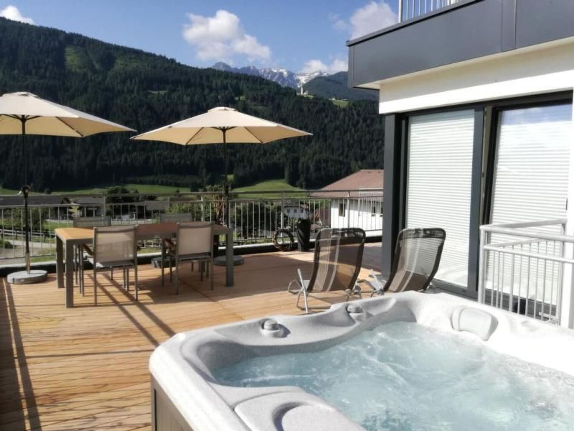 2-Bed House with Mountain View in Lienz, Sleeps 4, 1284
