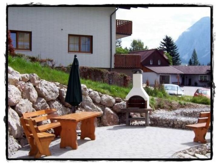 1-Bed Apartment with Mountain View in Liezen, Sleeps 4, 1115