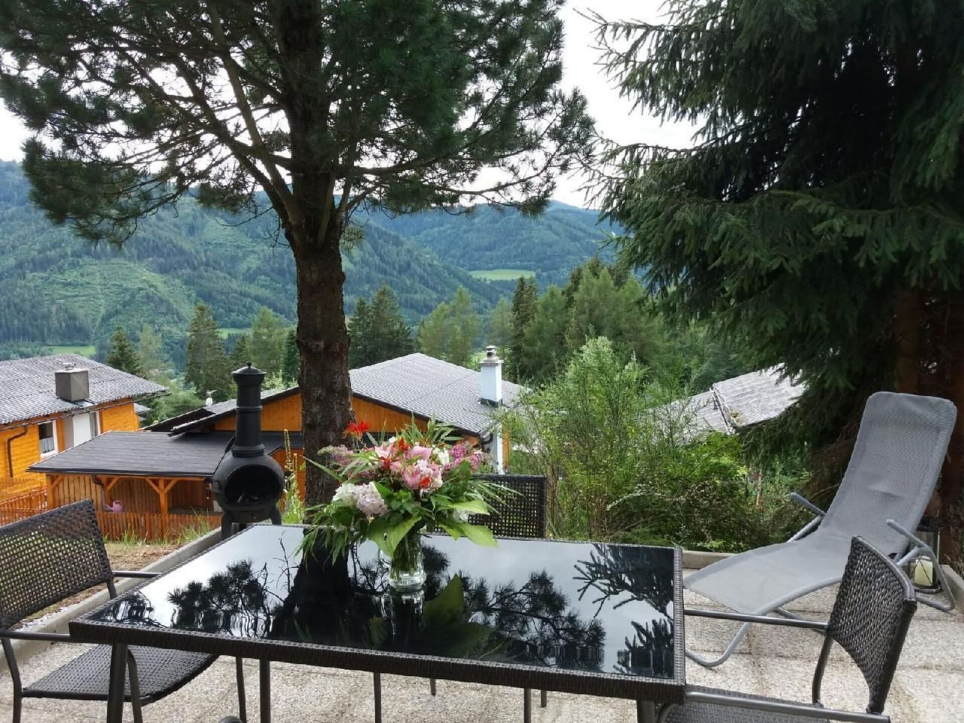 2-Bed Apartment with Mountain View in Murtal, Sleeps 4, 1117