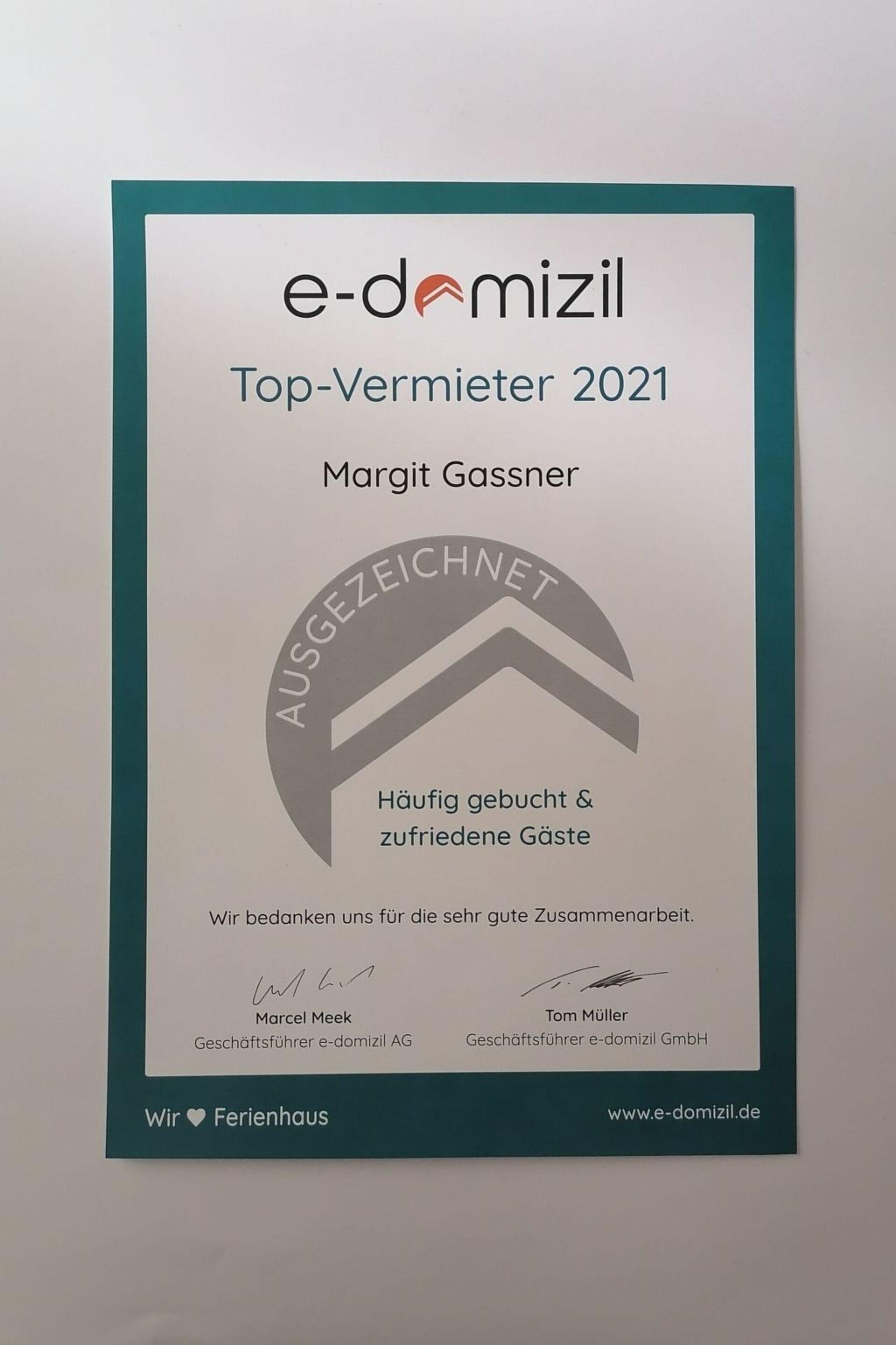 Tranquil 2-Bed Apartment in Innsbruck-Land, Sleeps 5, 1294