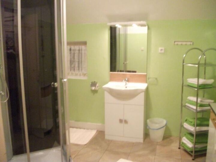 Gorgeous 4-Bed House in Innsbruck-Land, Sleeps 10, 1299