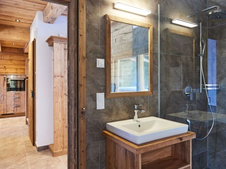 3-Bed House in Sankt Johann im Pongau, Sleeps 6, 1096