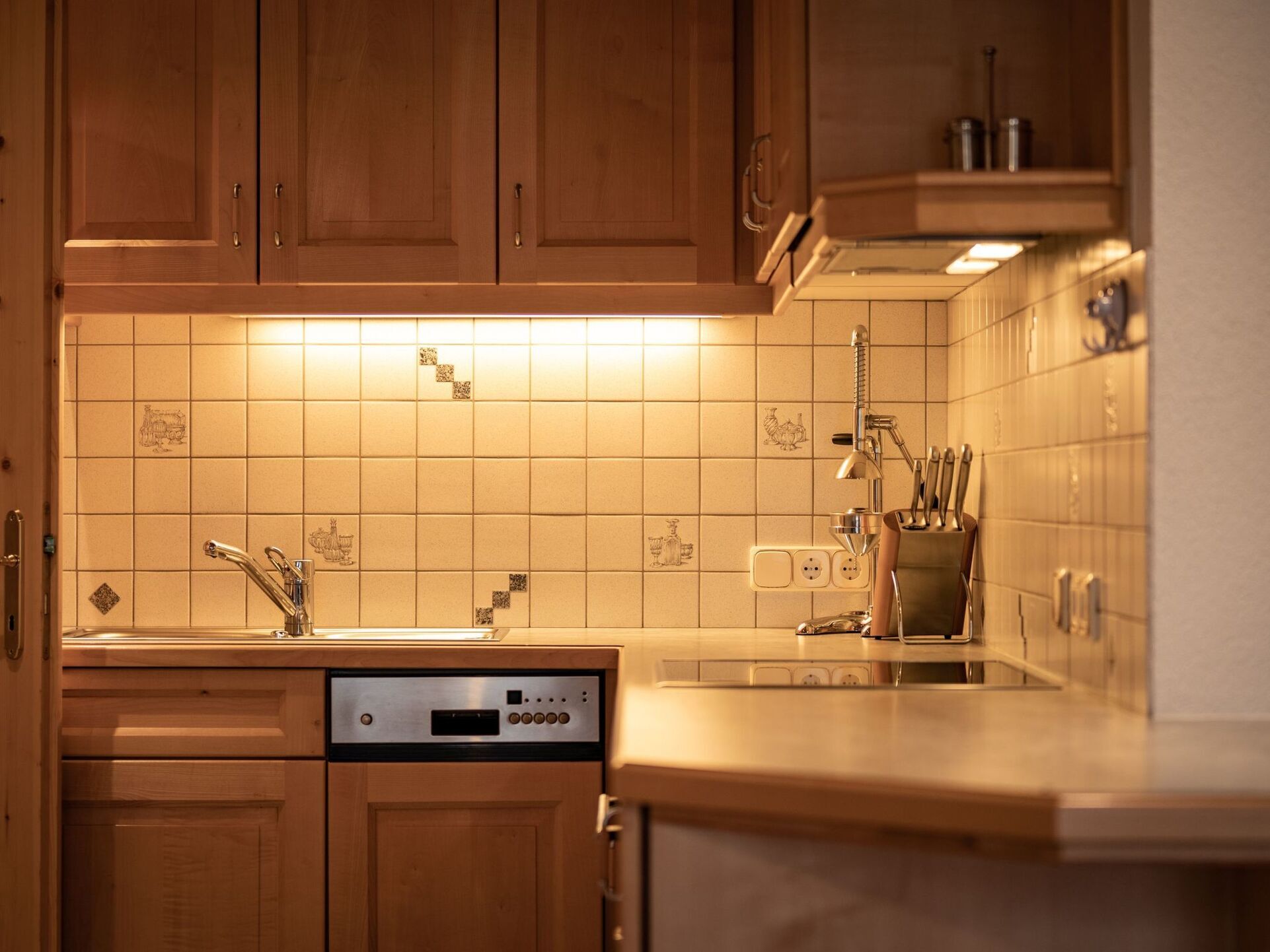 2-Bed Apartment with Mountain View in Lienz, Sleeps 4, 1126