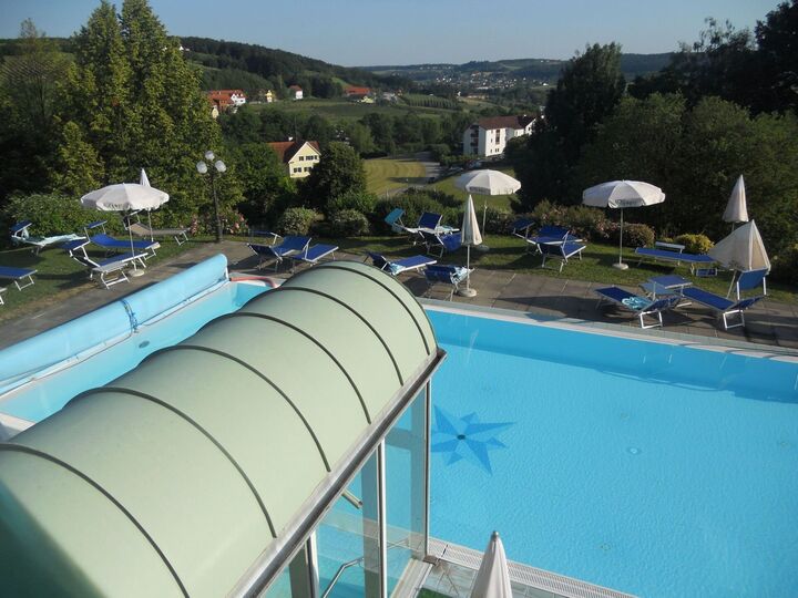 Idyllic 2-Bed House in Hartberg-Furstenfeld, Sleeps 6, 1106