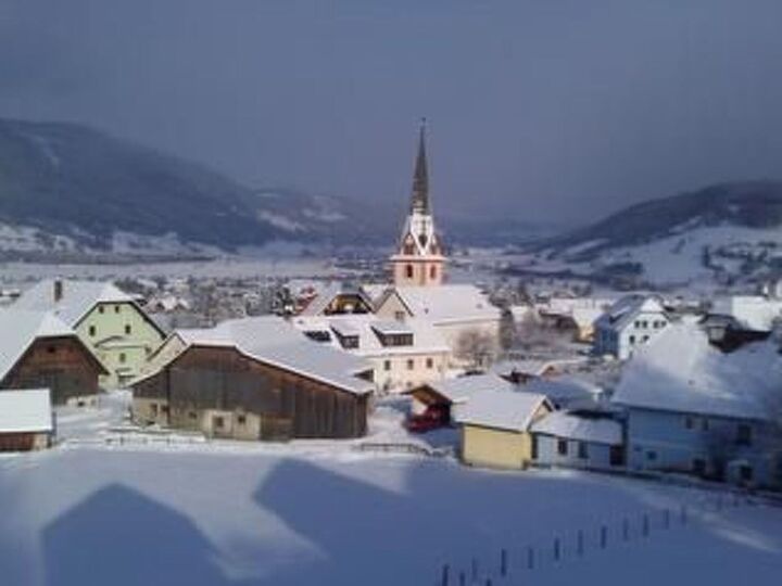 2-Bed House with Mountain View in Tamsweg, Sleeps 6, 1102