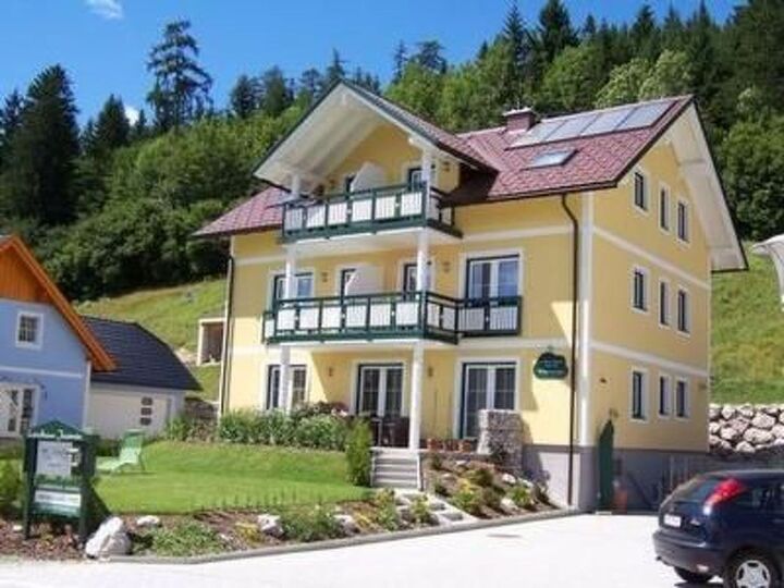 1-Bed Apartment with Mountain View in Liezen, Sleeps 5, 1125, Thörl, Austria
