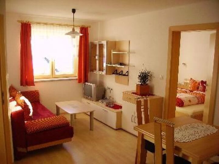 1-Bed Apartment with Mountain View in Imst, Sleeps 2, 1167