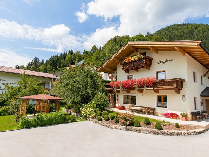 2-Bed Apartment in Kufstein, Sleeps 4, 1171, Walchsee, Austria