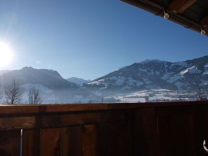 4-Bed House with Mountain View in Schwaz, Sleeps 8, 1325