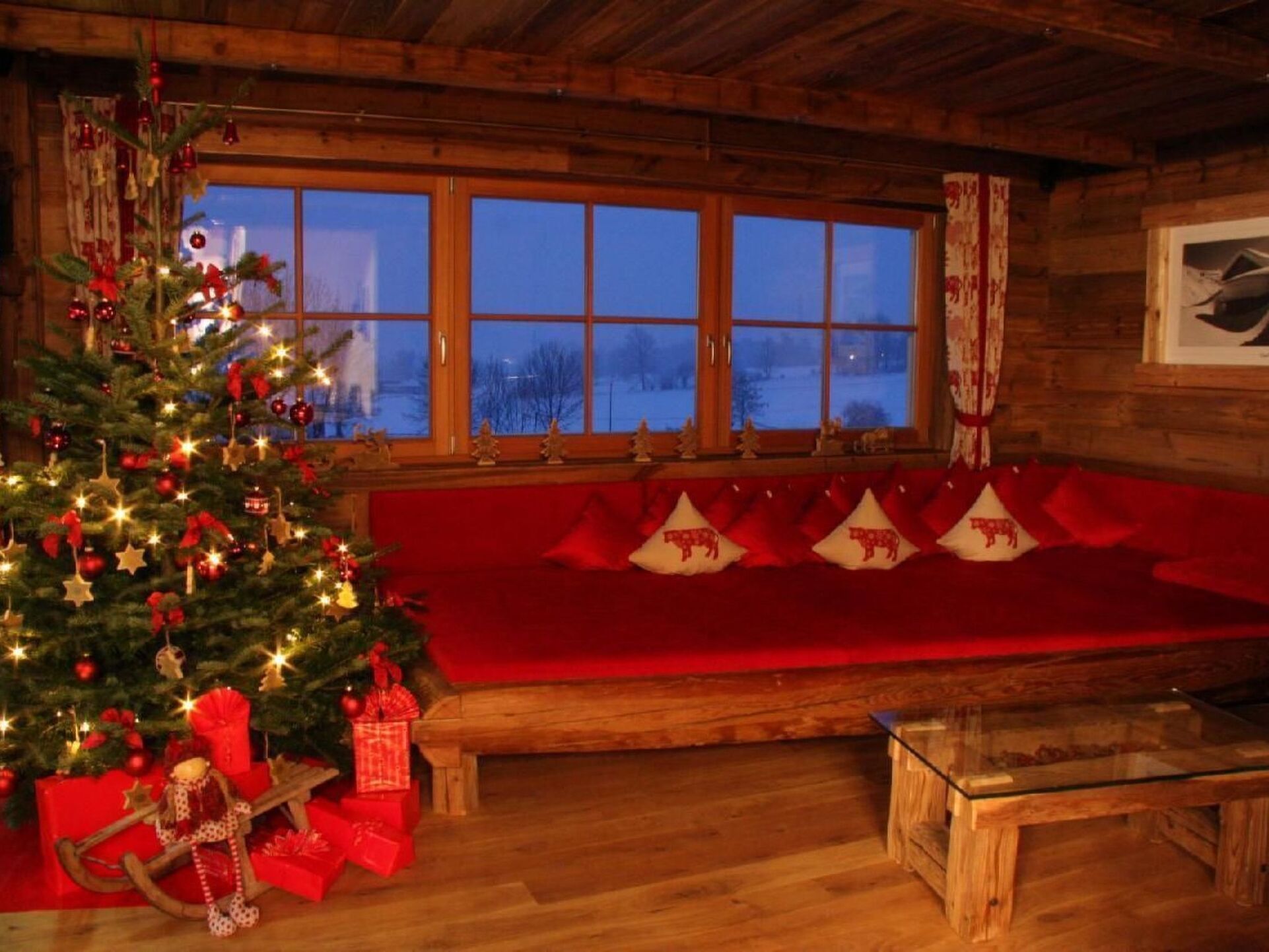 4-Bed House with Mountain View in Schwaz, Sleeps 8, 1325