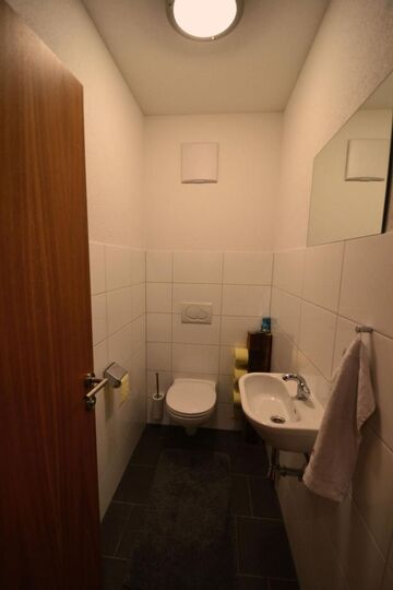 2-Bed Apartment in Bregenz, Sleeps 4, 1043