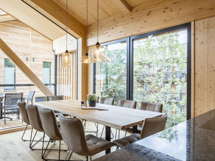 4-Bed Apartment with Mountain View in Murau, Sleeps 10, 1061, St. Lorenzen am Kreischberg, Austria
