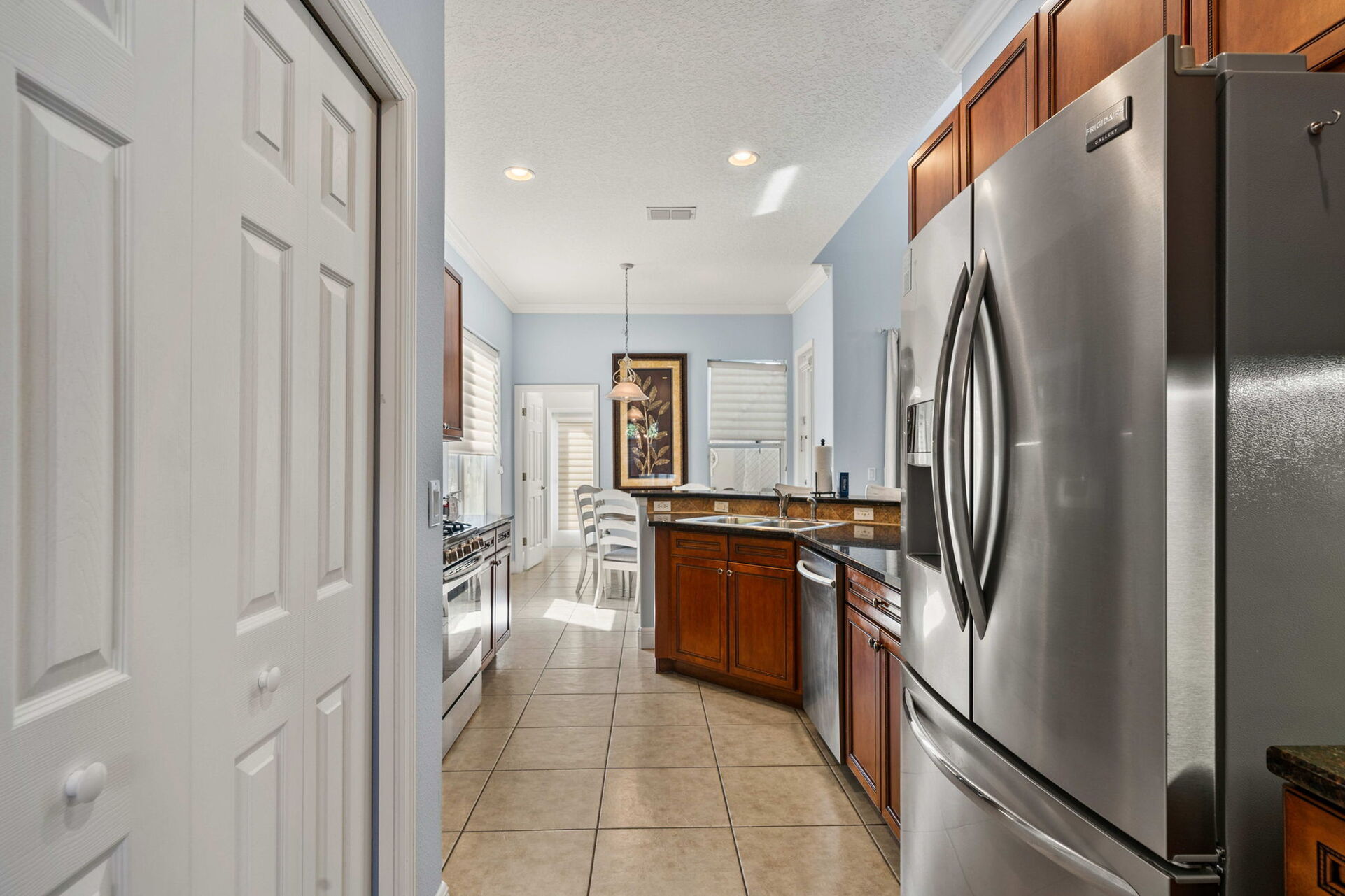 Modern Kissimmee 5 Bedroom Home, Orlando Villa 6674