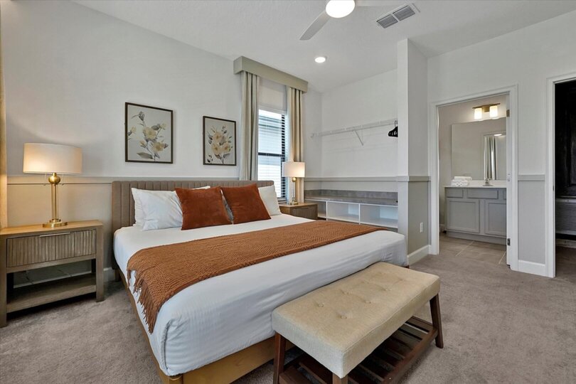 The Ultimate 15 Bedroom Mansion on Orange County, Orlando Mansion 6675