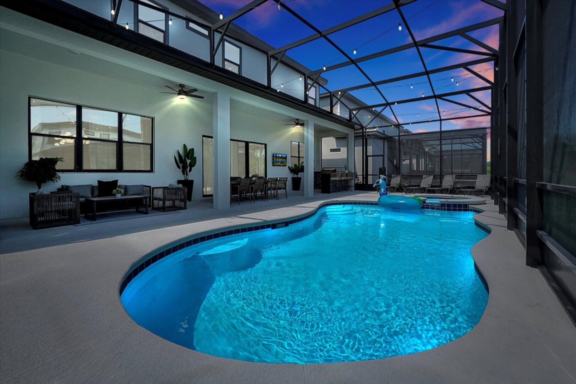 The Ultimate 15 Bedroom Mansion on Orange County, Orlando Mansion 6675