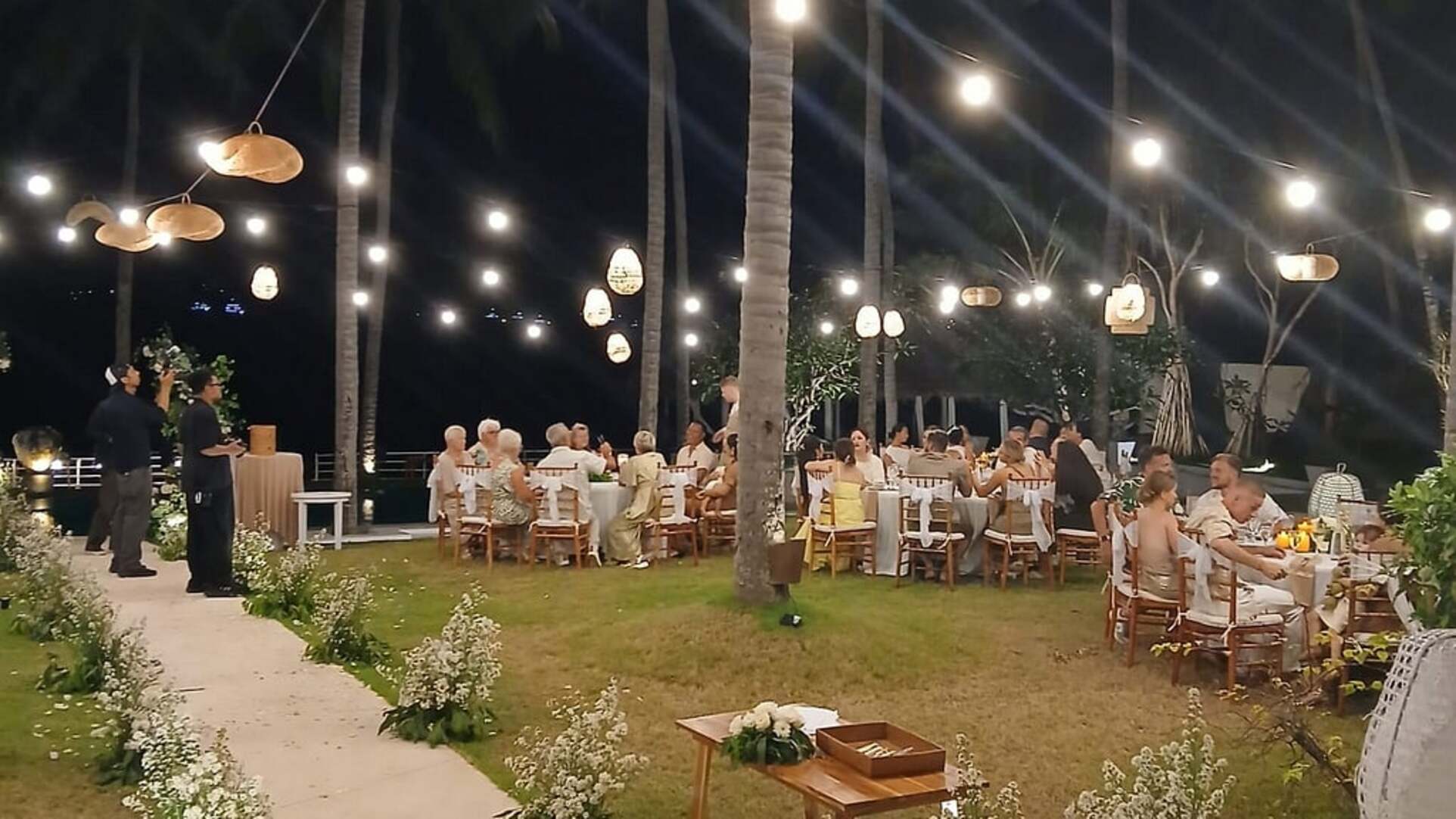 5 Star Villa Lulla – A Luxurious Beachfront Escape in Bali