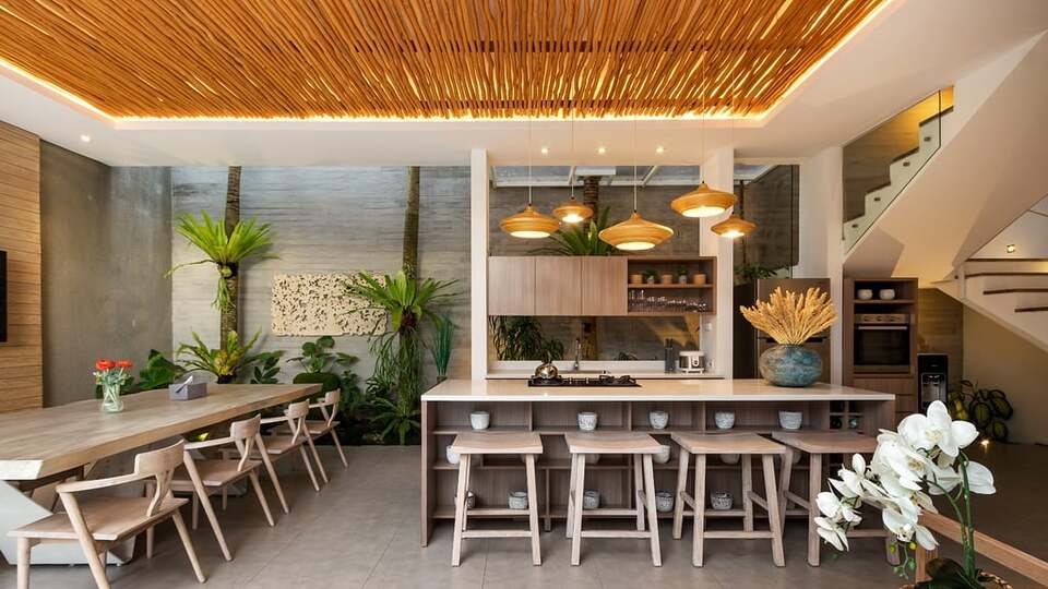 5 Star Swan Villa 3 – Boho Seminyak Sanctuary
