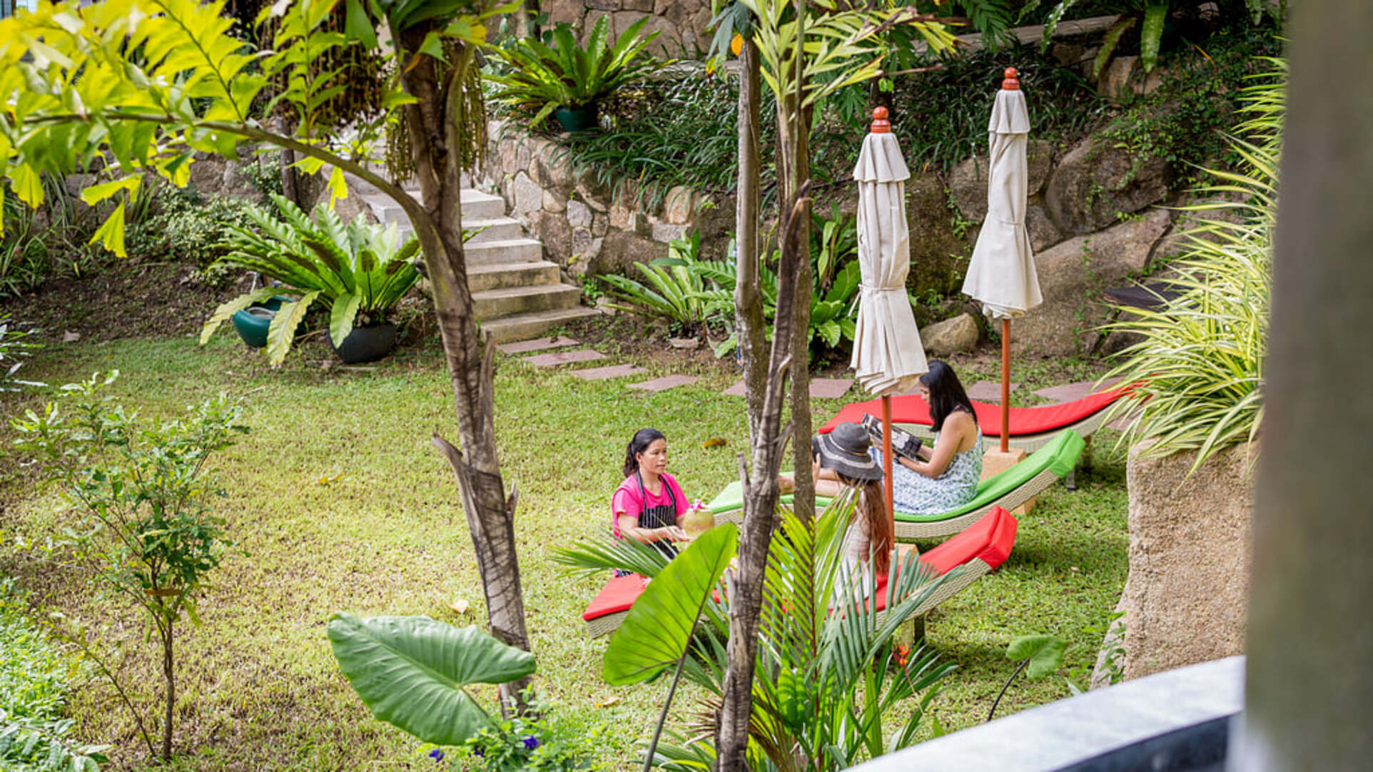 5 Star Sunset Rock Villa – Hillside Sunset Haven