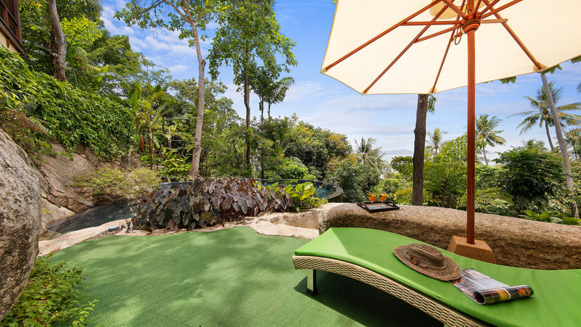 5 Star Sunset Rock Villa – Hillside Sunset Haven