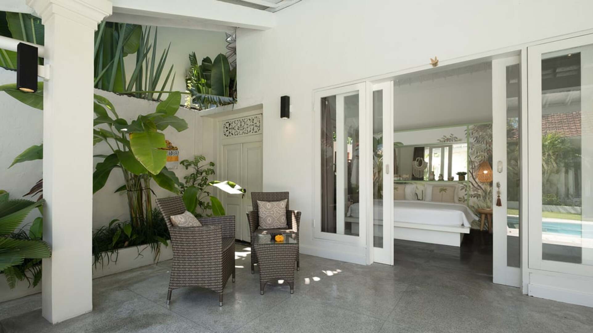 5 Star Villa Mas 3 Seminyak – Chic Tropical Escape