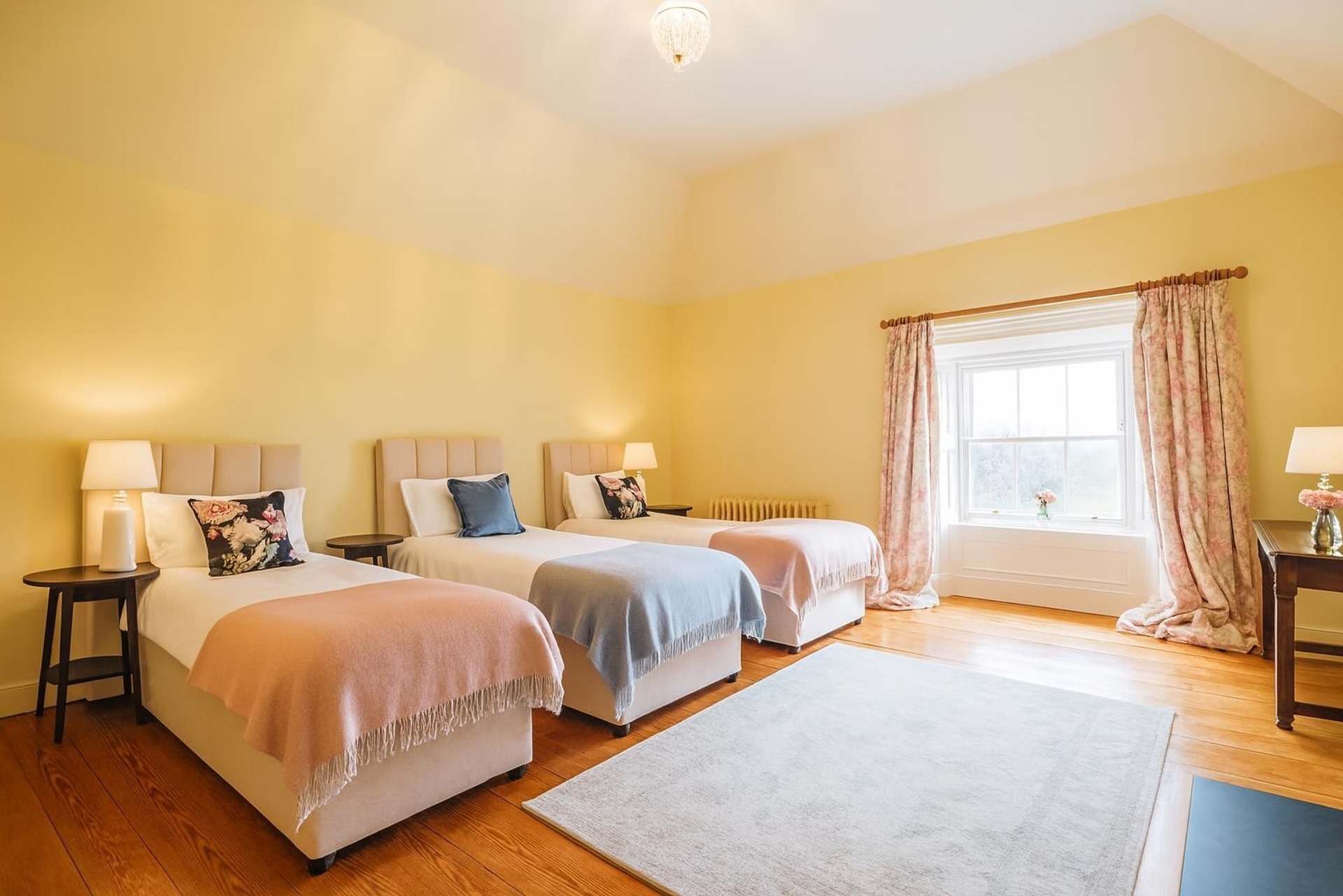 5 Star Rockfield Mansion, Unique Irish Experience