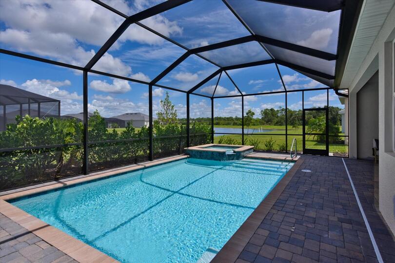 Private pool & spa. Pool measures 25' x 15' x 6'D