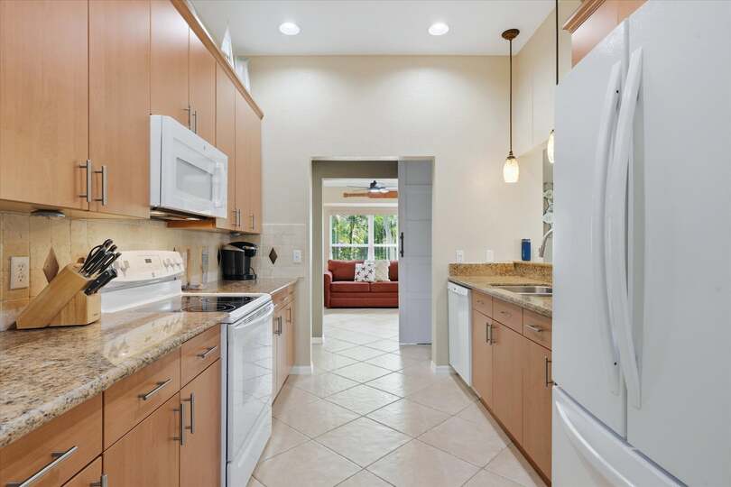 Fully-equipped kitchen