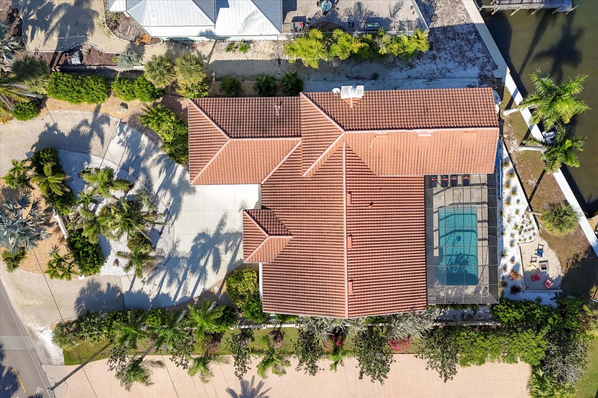 Stunning 5/4 waterfront home with private pool and beach access on Manasota Key island in Englewood, FL