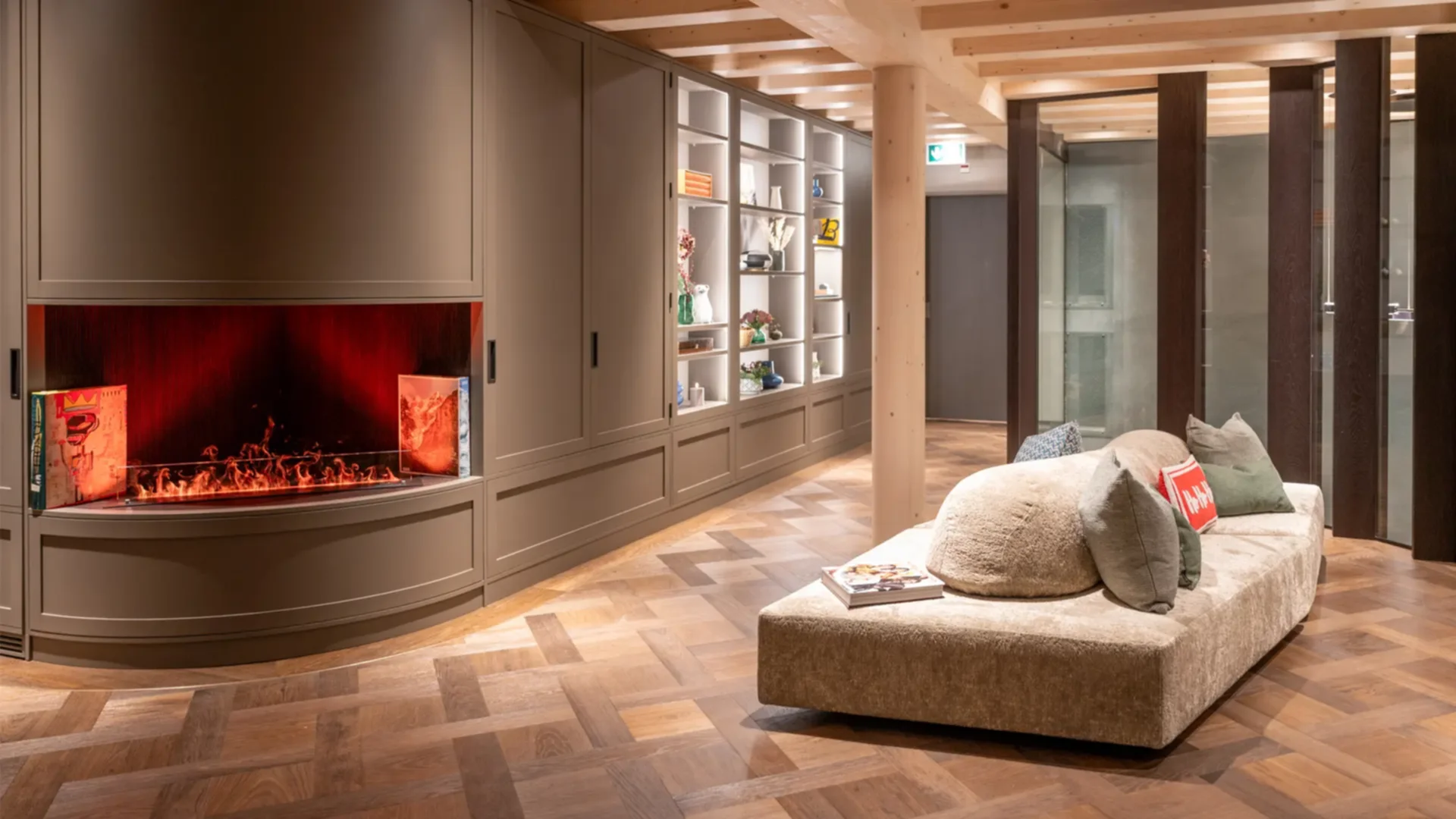 Elegant Mountain Lodge with Private Lift Access